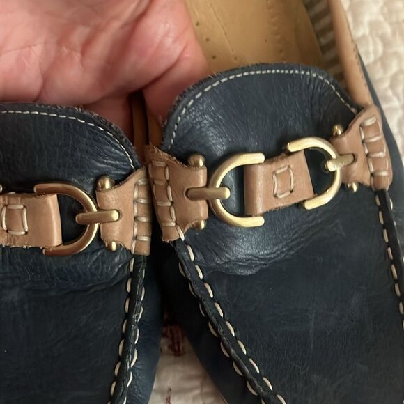 Women's Leather Loafers with Buckle Detail - Picture 3 of 5